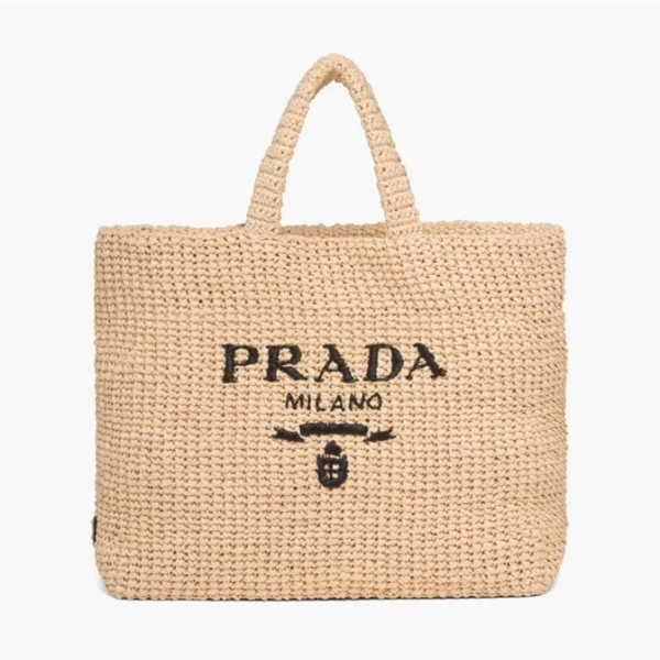 【PRADA】Paris Exclusive! Not in stock in Japan! A very popular raffia tote bag for a summery mood - Image 2